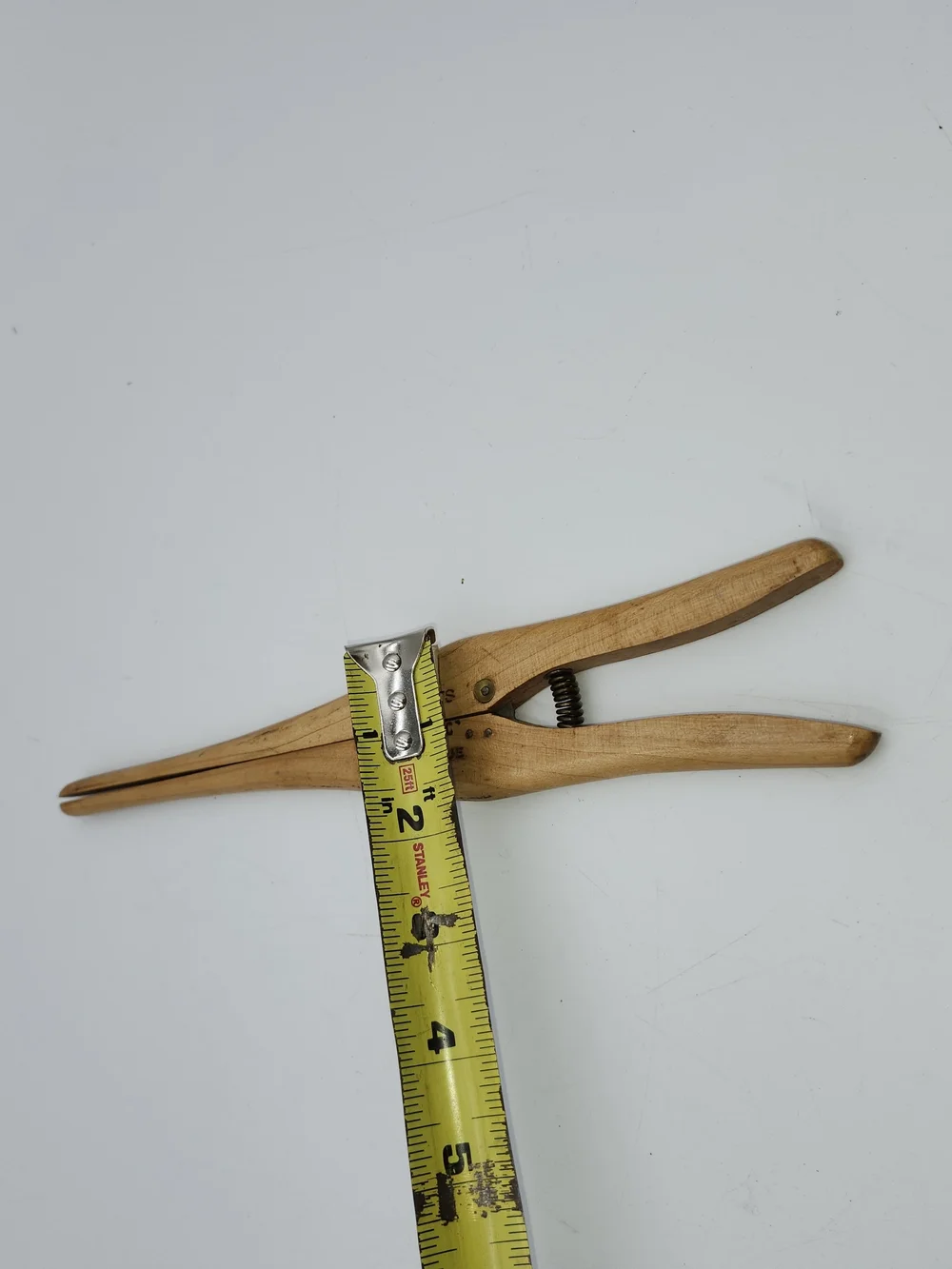 MAX MAYER & CO NEW YORK 2 PARK AVENUE VINTAGE WOOD GLOVE STRETCHER